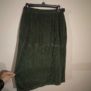 True Vintage Hunter Green Corduroy Pencil Skirt with Pockets